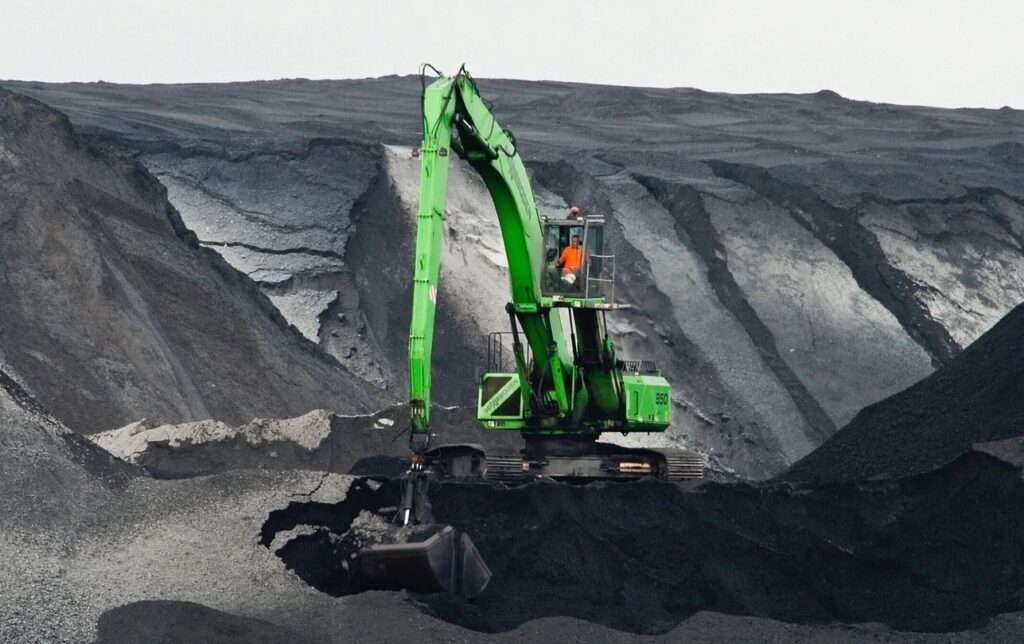 Eco Green Solutions and GCS Fibers unlock coal fly ash and converts it to fibers. Photo courtesy GCS Fibers website).