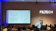 Dr.-Ing. Martin Müller presenting on Betamesh-PLUS at FILTECH this year in Germany.