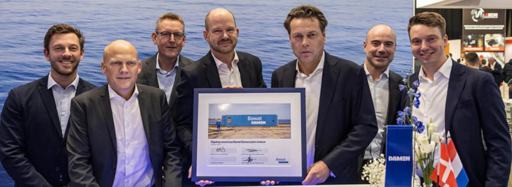 Emil Messmann (Sales Manager Bawat), Anders Egeskov Jachobsen (COO Bawat), Marcel Karsijns (Managing Director Damen Green Solutions), Marcus Hummer (CEO Bawat), Arnout Damen (CEO Damen Shipyards Group), Herman Thuss (Sales Manager Damen Green Solutions), Nick Pruissen (Project Manager Damen Green Solutions)