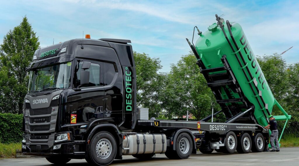 DESOTEC operates the world's largest fleet of mobile (re)-activated carbon filters, combining innovative technical solutions to more than 2,000 customers across Europe and North America.