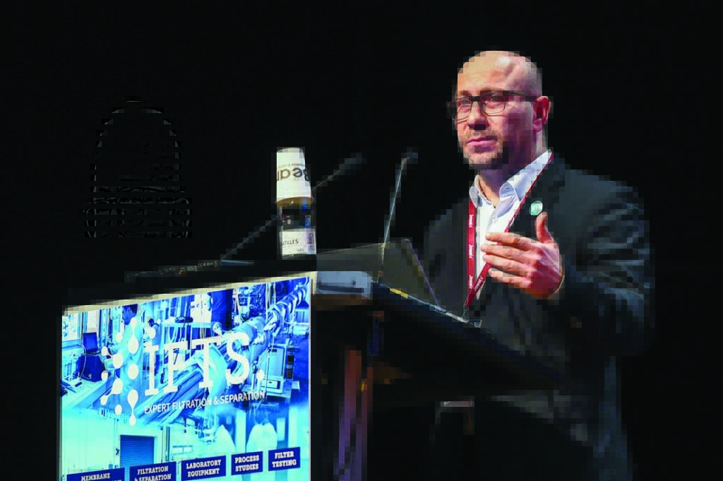 Co-Lecturer Dr. Iyad
Al-Attar. Photo courtesy of Alban Gilbert